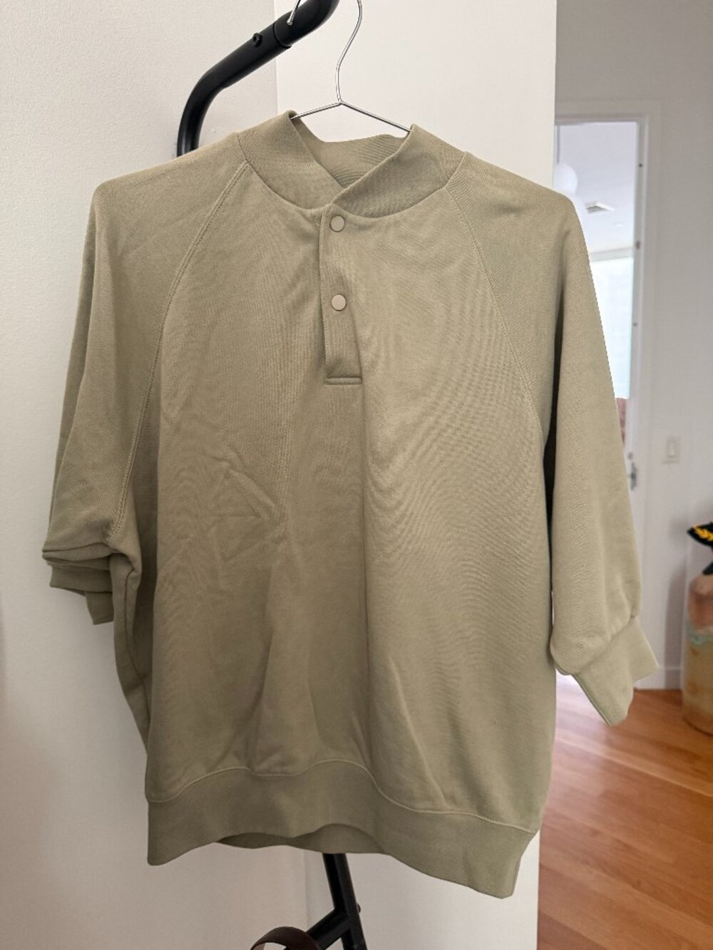 ESSENTIALS Fear of God Men's 3/4 Sleeve Henley Sweatshirt Size XXS